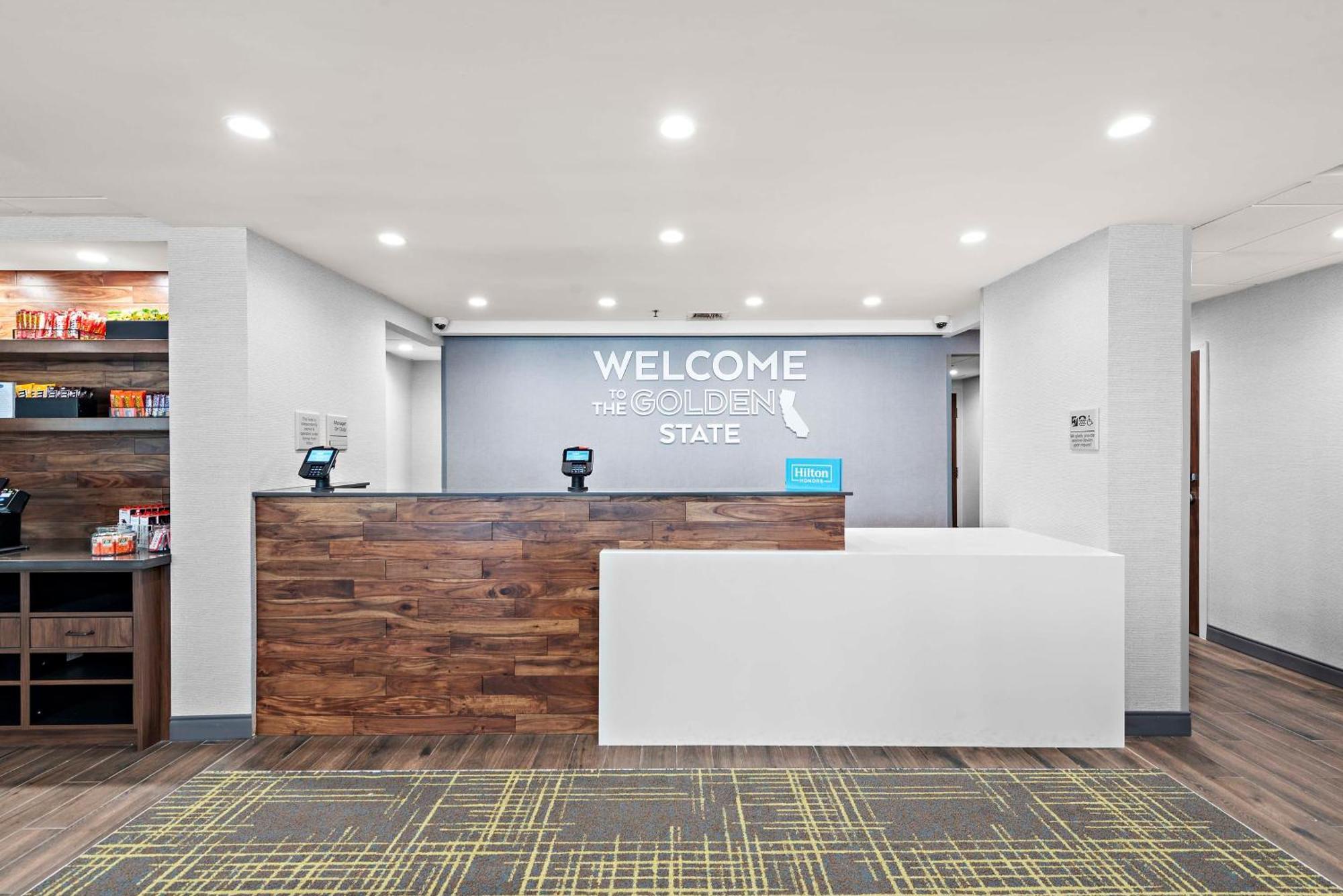 Hampton Inn Los Angeles Airport Lennox Ngoại thất bức ảnh